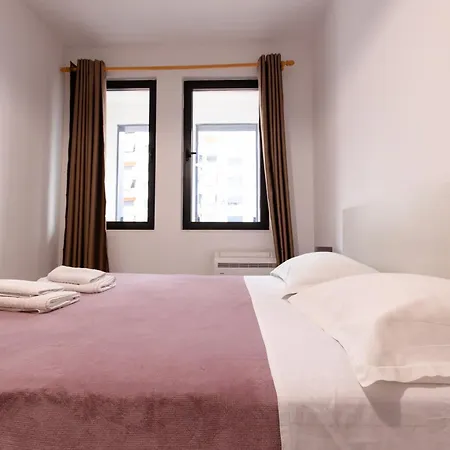 Happy 1 Apartament *